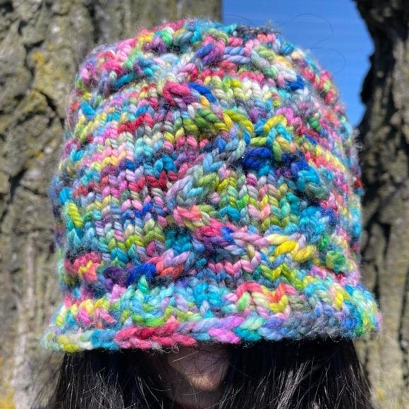 Hand crafted Knit cable chain Rainbow Cowl Scarf Medium Crown - Picture 2 of 4